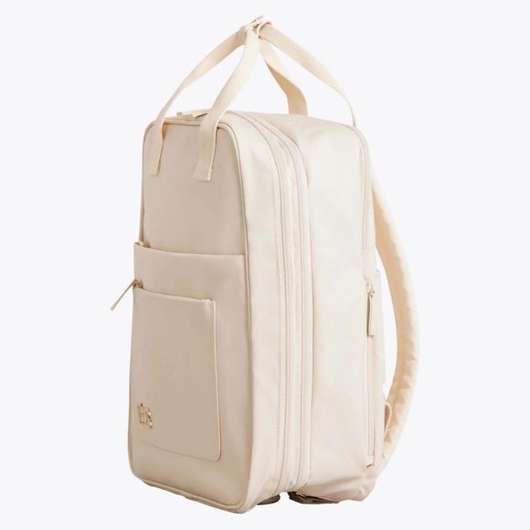 Beis Expandable Backpack - Picture 2 of 7